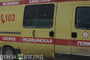 Три человека пострадали при столкновении легковушек в Пензенской области