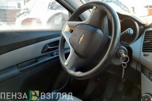 На перекрестке в Кузнецке загорелась иномарка