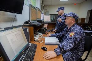 Незнакомец ворвался в дом пензячки, выбив раму ногой