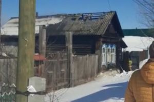 В Пензенской области после пожара обрушилась крыша частного дома