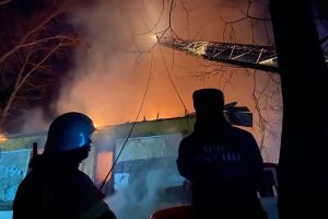 В пензенском МЧС рассказали подробности большого пожара в Кузнецке