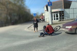 В пензенском районе Арбеково автомобиль сбил велосипедиста