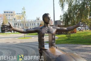 В Пензе неизвестные покрасили краской часть «Кентавра»