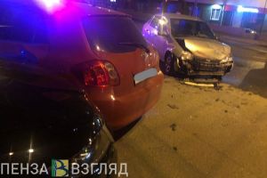 На злополучном перекрестке в Пензе случилось жесткое тройное ДТП. Фото
