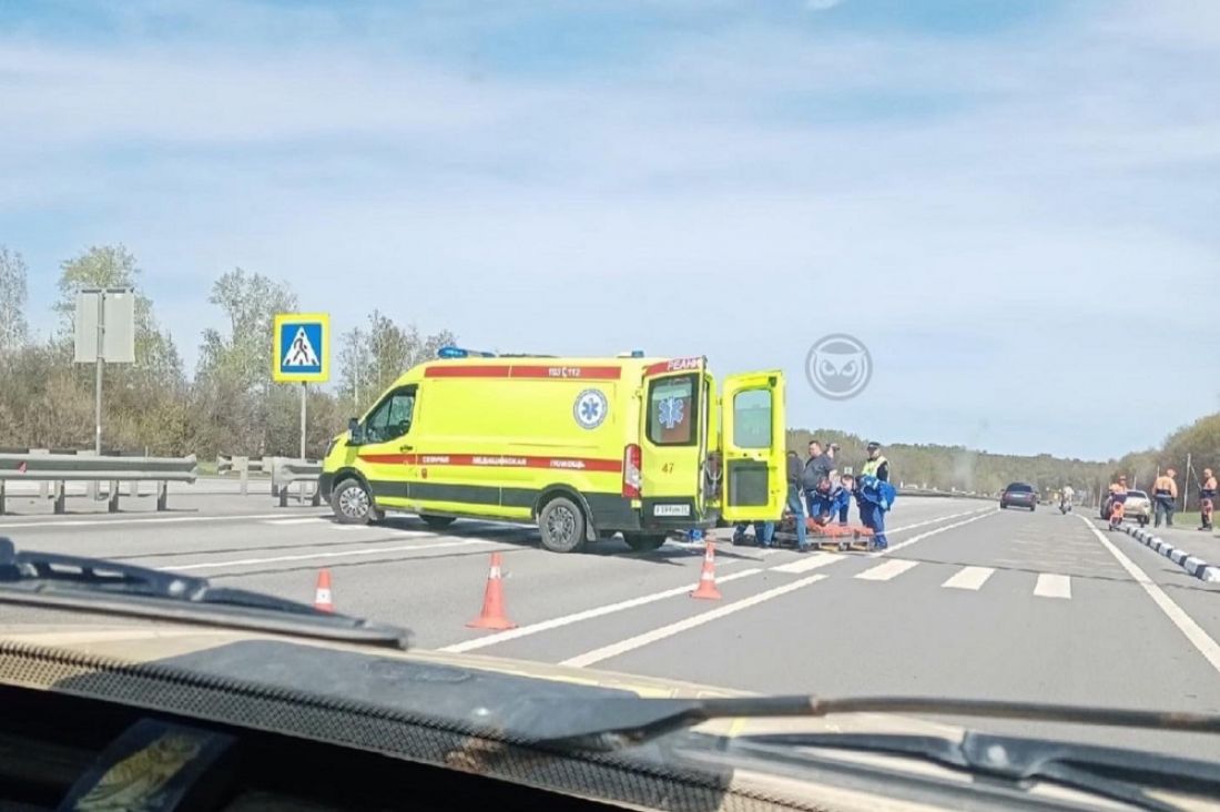 К месту ДТП на трассе «Тамбов – Пенза» прибыла «реанимация». Фото