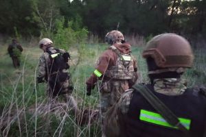 Появились фото с места поиска подозреваемого в тройном убийстве в Пензенской области