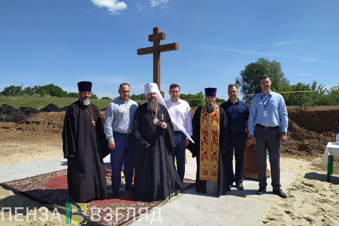 В жилом комплексе «Лугометрия» освятили место строительства храма