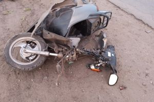 В Каменке мопедиста увезли в больницу после столкновения с автомобилем