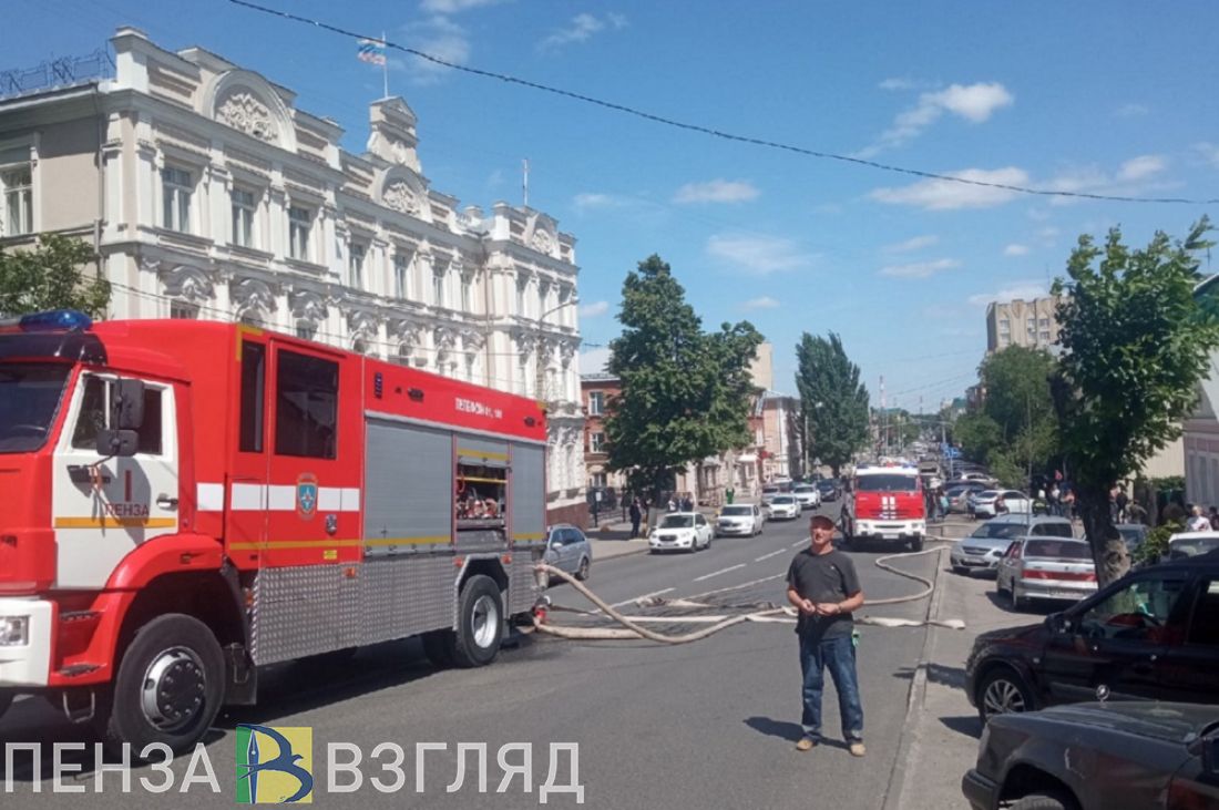 Из-за пожара в центре Пензы было осложнено движение транспорта