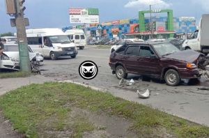 На Севере в Пензе к месту ДТП прибыли спасатели