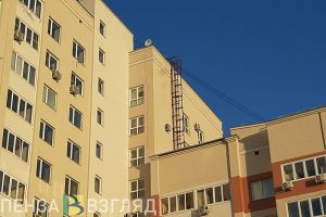 В Пензе из окна 5-го этажа выпал ребенок