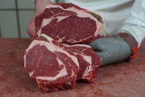 Житель Воронежа похитил в Пензе мясо на пять тысяч рублей