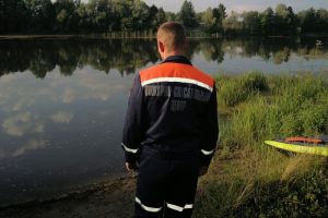 Из Суры под Пензой извлекли тело мужчины
