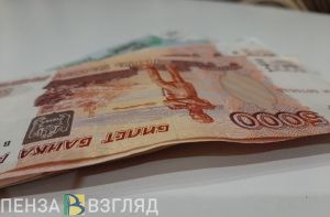 Уроженка Пензы сменила фамилию и не платила дочери алименты