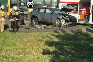 Стало известно, кто пострадал в жесткой аварии на улице Стасова в Пензе