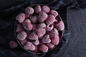 В Роспотребнадзоре рассказали, какие продукты можно заморозить