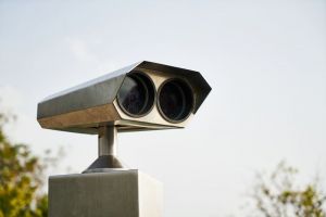 Полную подозреваемую в тапочках разыскивает полиция Пензы