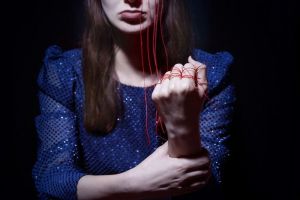 Женщина в Пензенской области расцарапала, избила и выгнала сожителя из дома