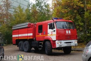 Появилось видео с пылающим автомобилем в пензенском Арбеково
