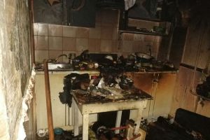 Причиной смертельного пожара в пензенской многоэтажке могло стать неосторожное обращение с огнем