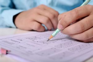 В Рособрнадзоре нашли альтернативу ЕГЭ