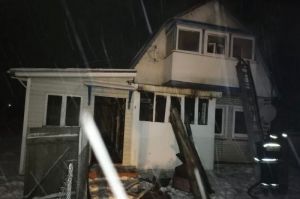При пожаре в Каменском районе погибли две женщины