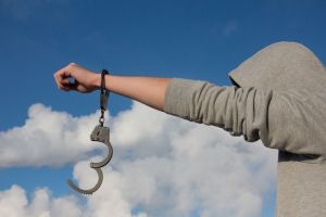Молодого жителя Пензенской области поймали с наркотиками
