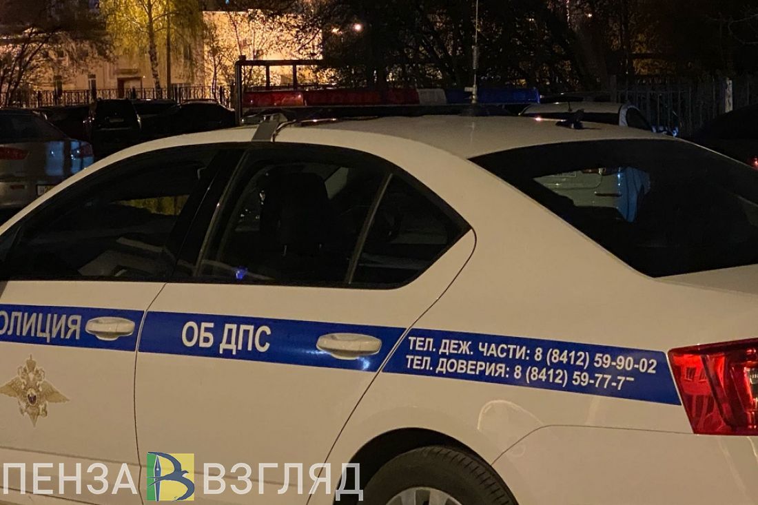 В пензенской Терновке автомобилист повредил чужую машину и скрылся