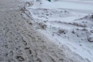 Пензенцы жалуются на снежную кашу под ногами в центре города