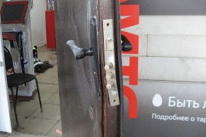 Житель Ярославской области обокрал салон связи в пензенском регионе на сотни тысяч рублей