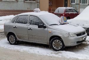 Пензенцам на машинах оставляют мешки с мусором