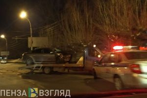 На видео попал момент жесткого ДТП на проспекте Победы в Пензе