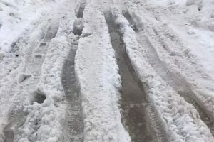 Соцсети: в Пензенской области «рухнула» заснеженная дорога