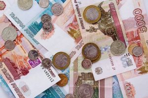 Профессор ВШЭ Берзон рассказал, как сохранить сбережения в условиях экономической нестабильности