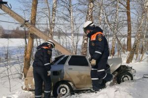 Пострадавшего в ДТП под Пензой водителя из машины извлекли очевидцы