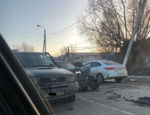 ДТП в Бессоновке осложнило проезд другим машинам