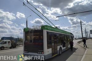 Новый троллейбус, майские выплаты и сгоревший ларек с шаурмой: новости за 28 апреля