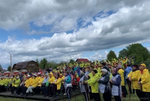 Пензенские любители скандинавской ходьбы преодолели 4-километровый маршрут