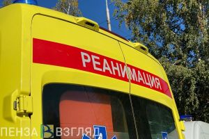 В Пензенской области увезли в больницу врезавшегося в забор мотоциклиста