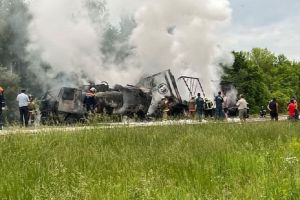 В ГИБДД прокомментировали жуткое ДТП с фурой и бензовозом в Нижнеломовском районе