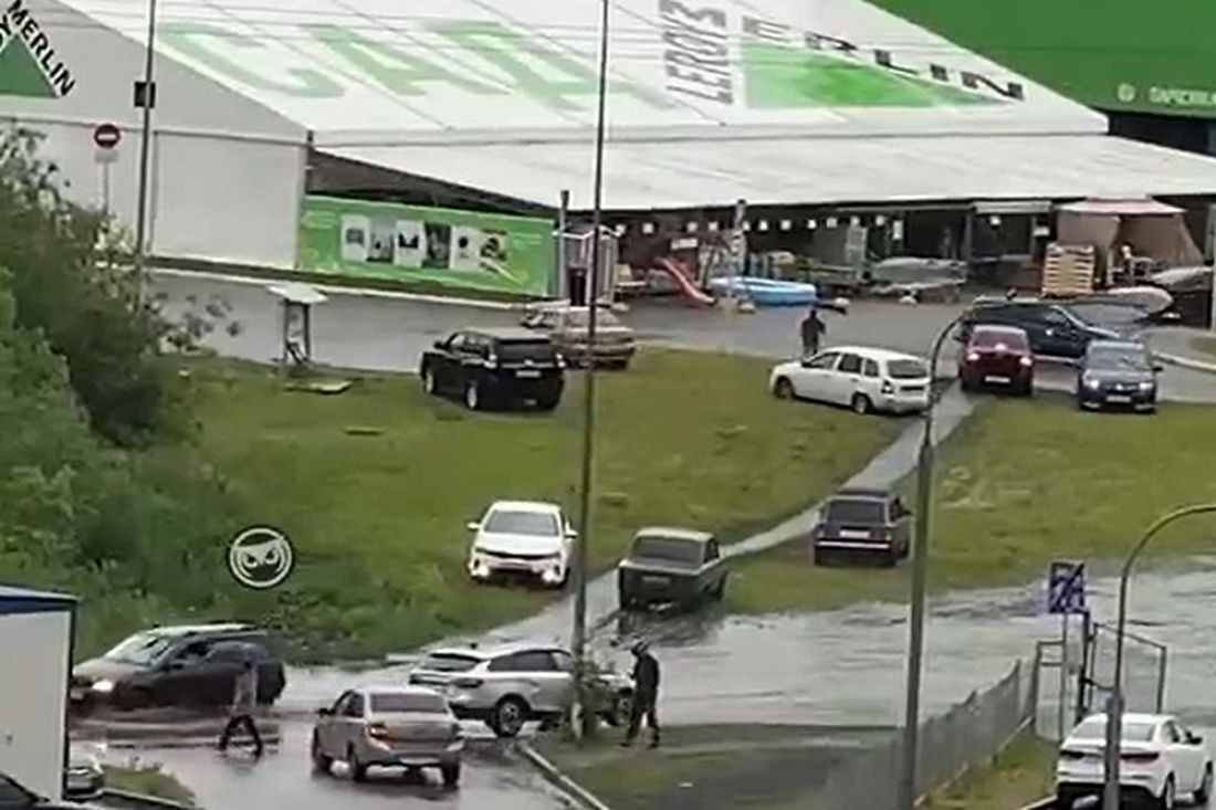 Из-за подтопления в Арбеково пензенские водители устроили дорожный беспредел