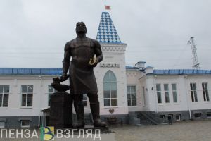Кузнечанин разгуливал по улице с пакетом, полным марихуаны