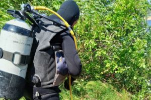 Из пензенского водоема спасатели достали тело утонувшего молодого человека