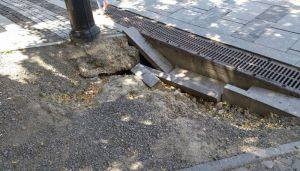 В Пензе улица Московская страдает от провалов