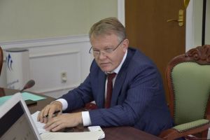 Мэр Басенко отреагировал на предложение пензенского предприятия о модернизации уличного освещения