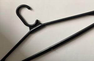 В Кузнецке женщина украла из магазина вещи на несколько тысяч рублей