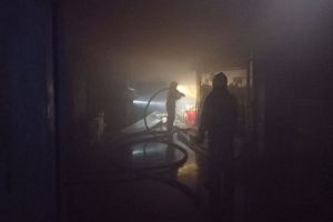 В Пензе пожар на площади 600 квадратных метров тушили 36 сотрудников МЧС
