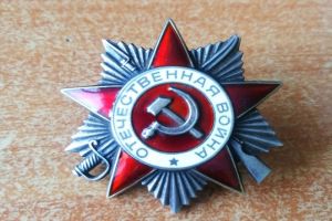 Транспортные полицейские задержали в Пачелме торговца чужими орденами и медалями
