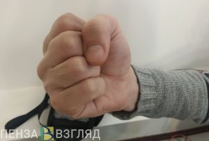 В Пензе нарушитель правопорядка ударил полицейского