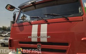 Появились фото с места ночного пожара на окраине Пензы